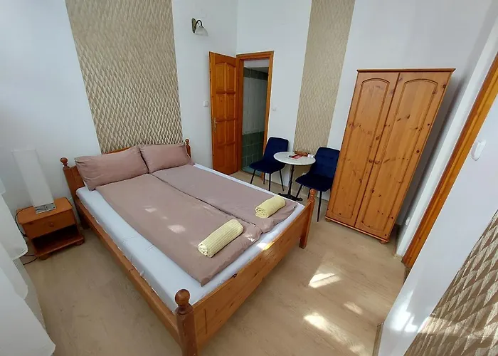 Palma Vendeghaz Σέγκεντ