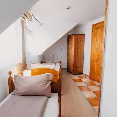 Palma Vendeghaz Bed & Breakfast 2*