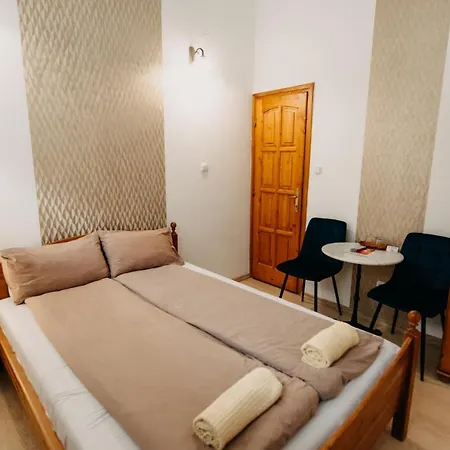 Bed & Breakfast Palma Vendeghaz 3*