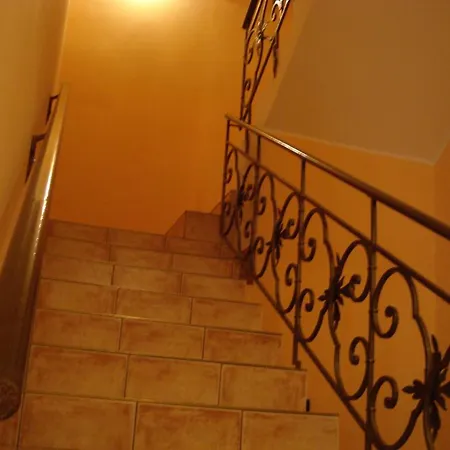 Palma Vendeghaz 2* Seghedin